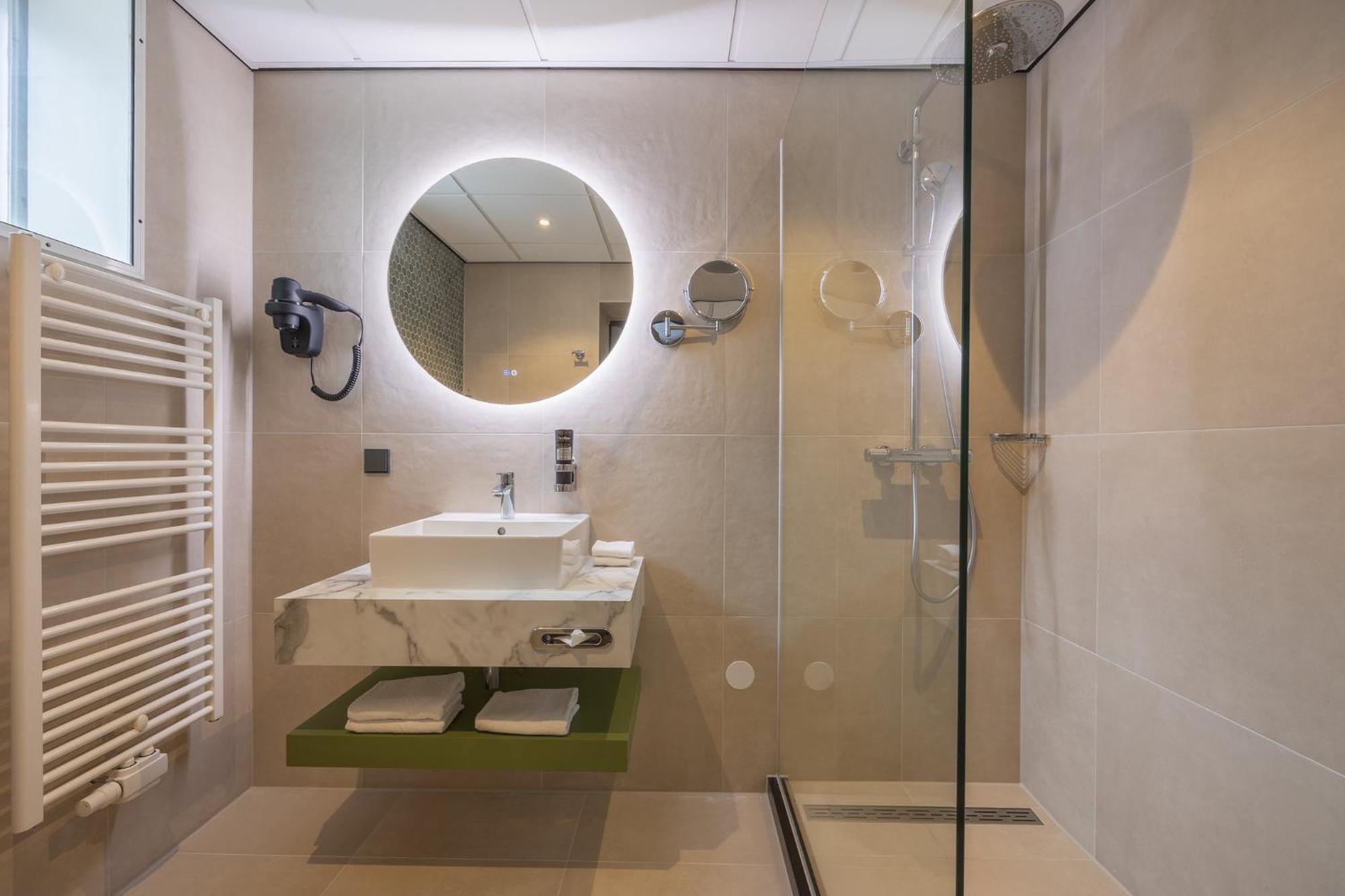 Leonardo Hotel Breda City Center Kültér fotó